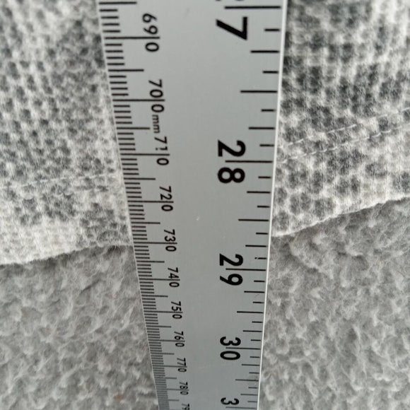 Time and Tru Shirt Womens 3XL 22‎ White Gray Snake Skin Waffle Weave Henley - Picture 4 of 7